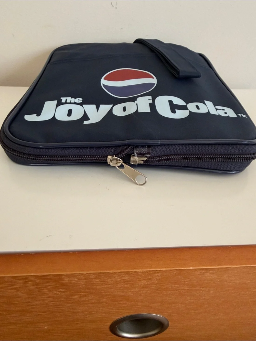 Pepsi smoke use duffle
