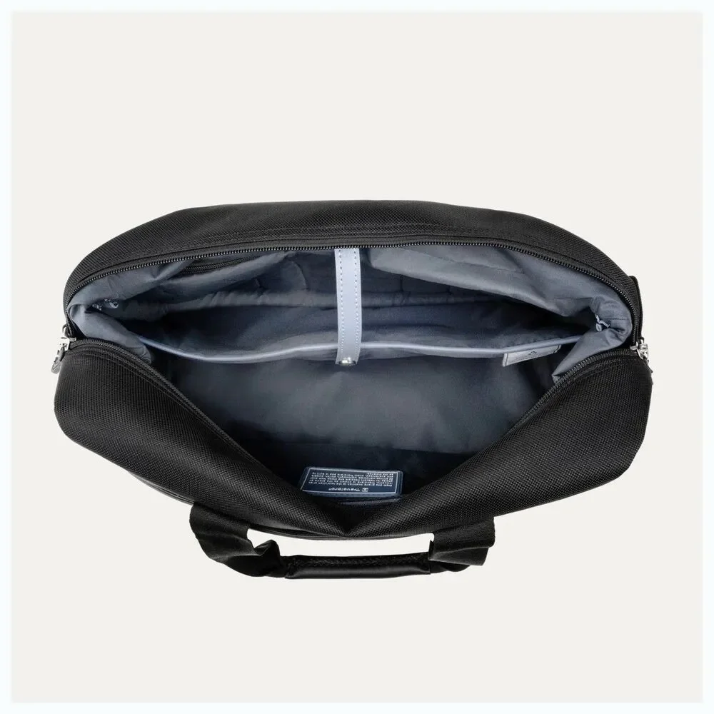Travelpro Platinum Elite 19” Large Soft Duffel Bag