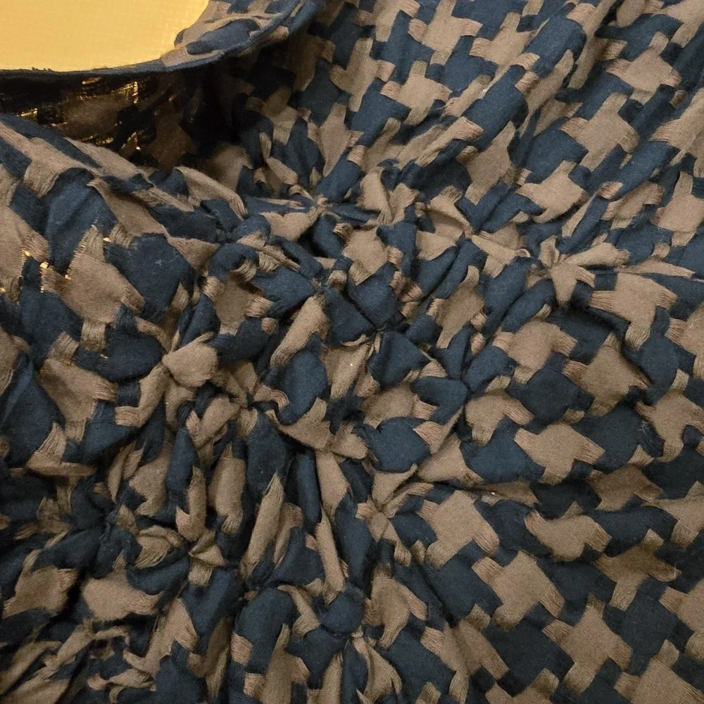 The Unbranded Brand vintage brown