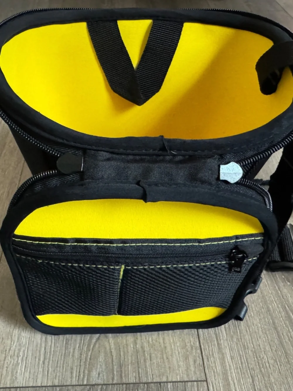Danger Buddies Tethered Anti-Drop Camera Bag for Hikers and Climbers
