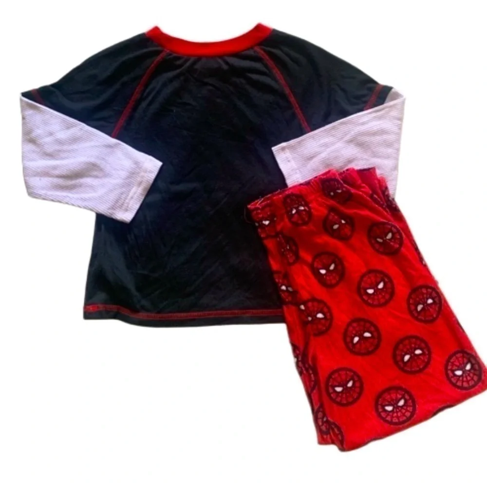 Marvel Spiderman Far From Home Long Sleeve Black & Red Fleece Pajamas