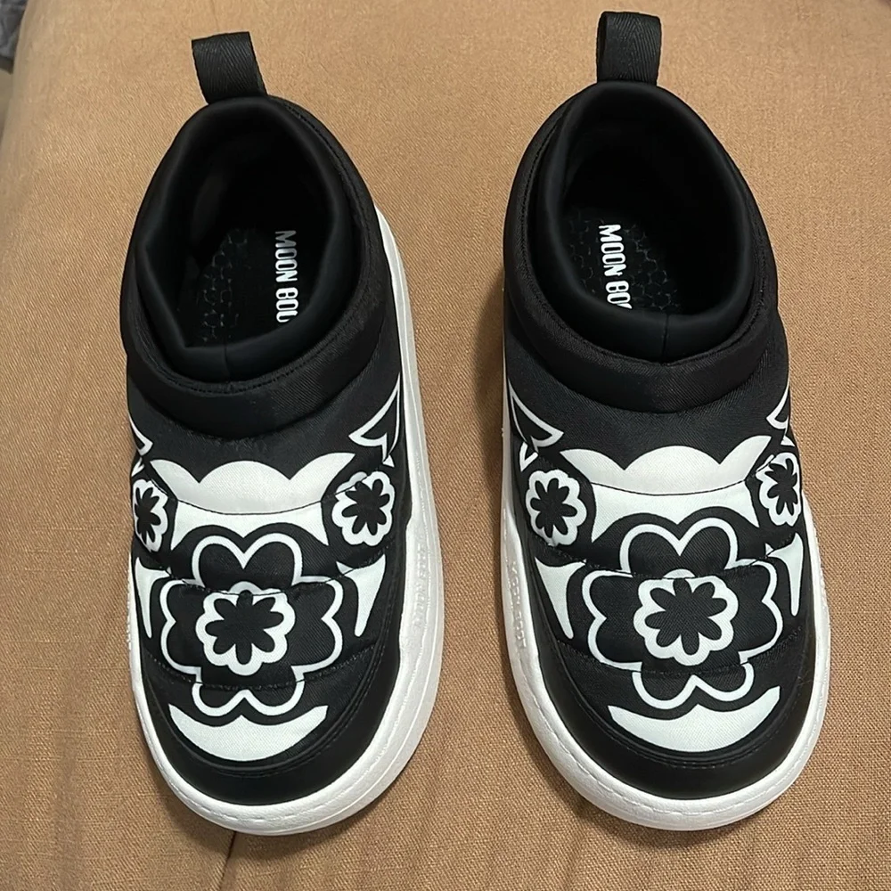 Moon Boot Park Soft Flower Women Lifestyle Shoes Black/White