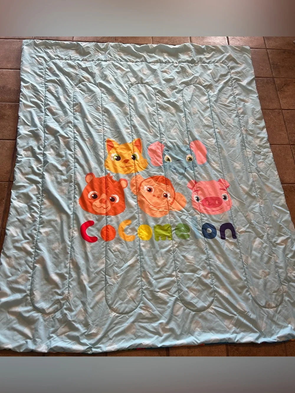 Moonbug Cocomelon Reversible Twin/Full Size Comforter. 64 X 86 Inch.