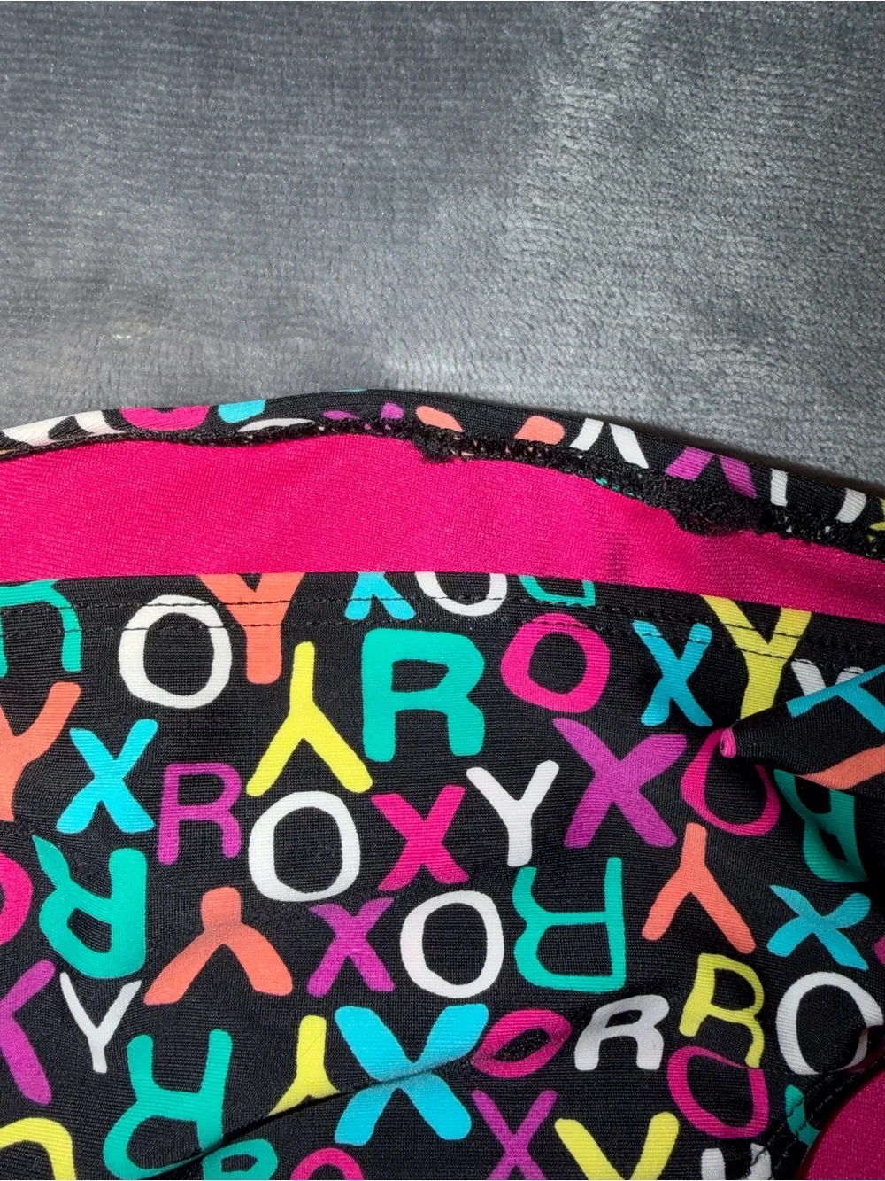 Roxy side vibrant inches
