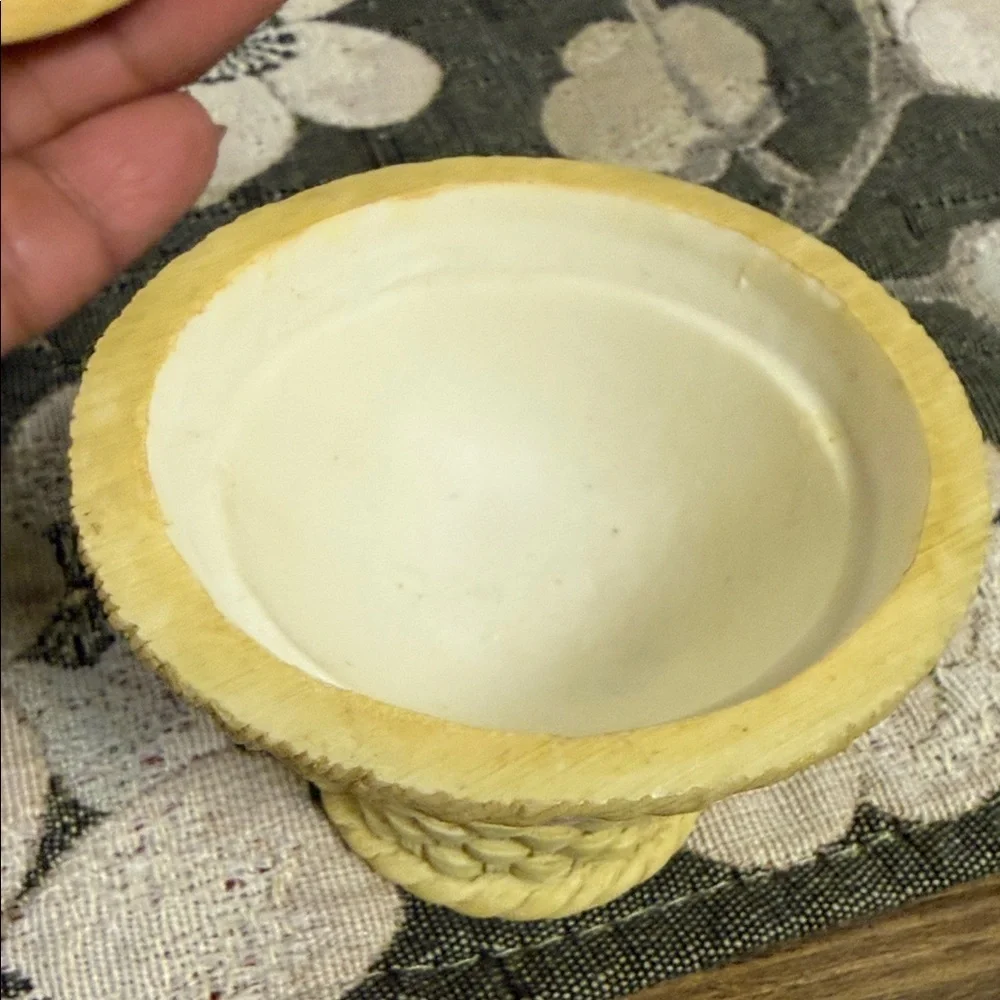 Vintage Italian Style a trinket box  Basket Home Accent