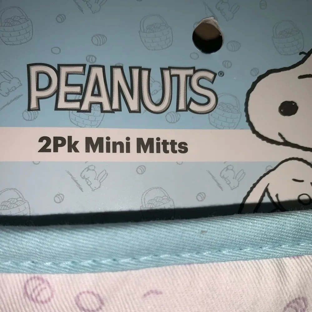 Peanuts Snoopy & Woodstock Mini Mitt Set of Two