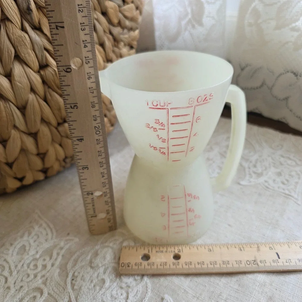 Tupperware vintage plastic