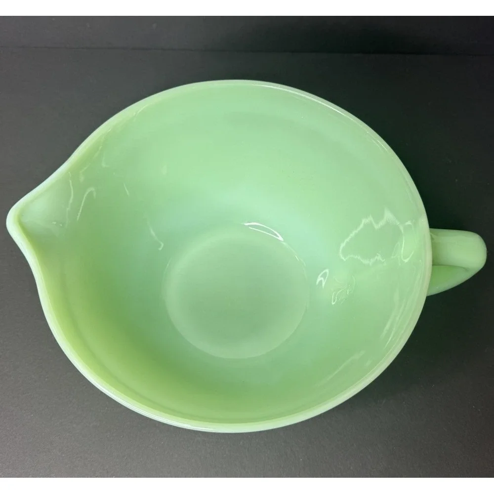 VTG Anchor Hocking Fire King Jadeite Ovenware Mixing Bowl Handle Pour Spout EUC