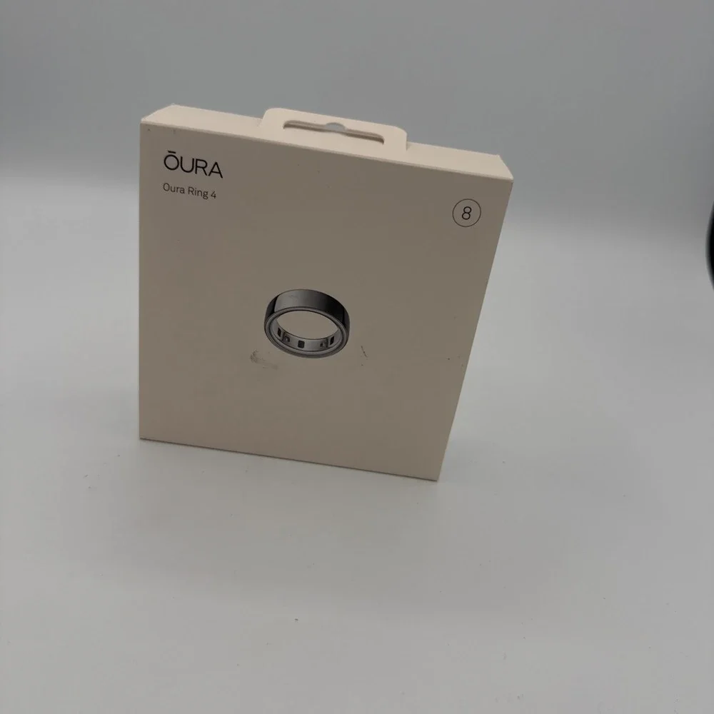 Oura Ring 4 Smart Activity Tracker - Size 8 Silver