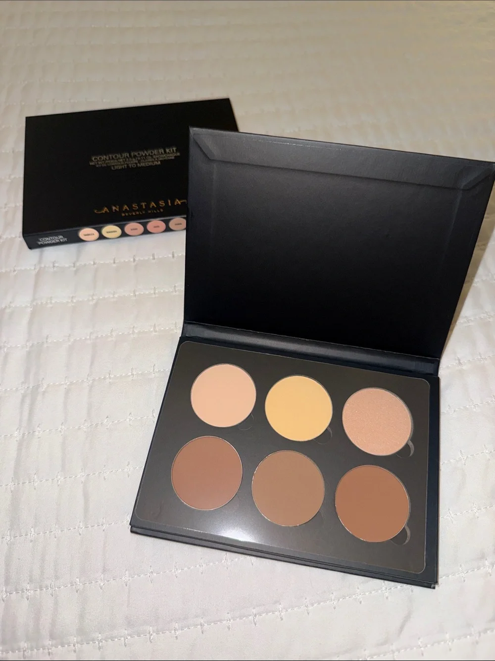 Anastasia Beverly Hills Contour Powder Kit - Light to Medium