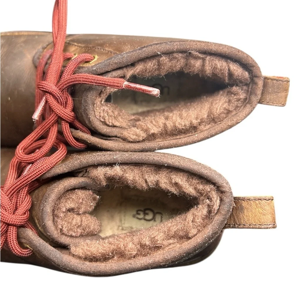 UGG well fit tear