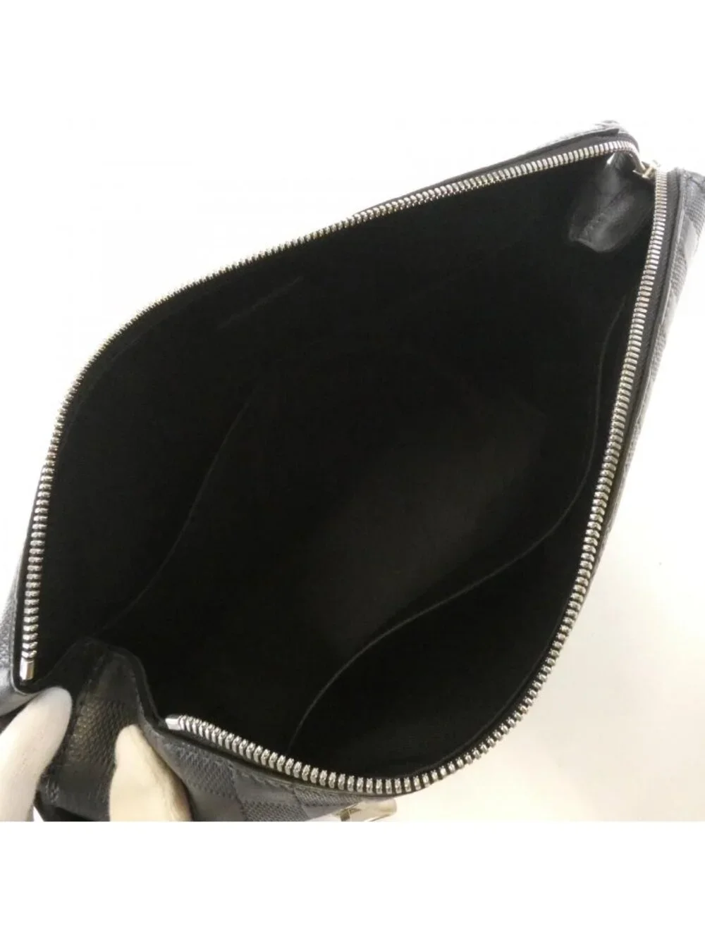 Louis Vuitton detailed signature 20