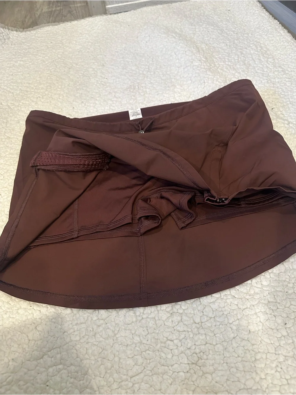 ALO Yoga sleek athletic