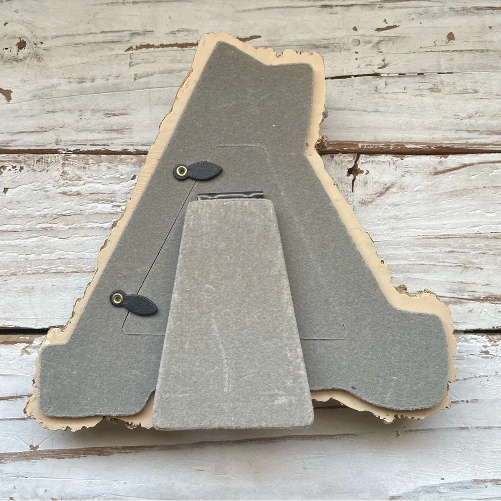 N/A rustic triangle