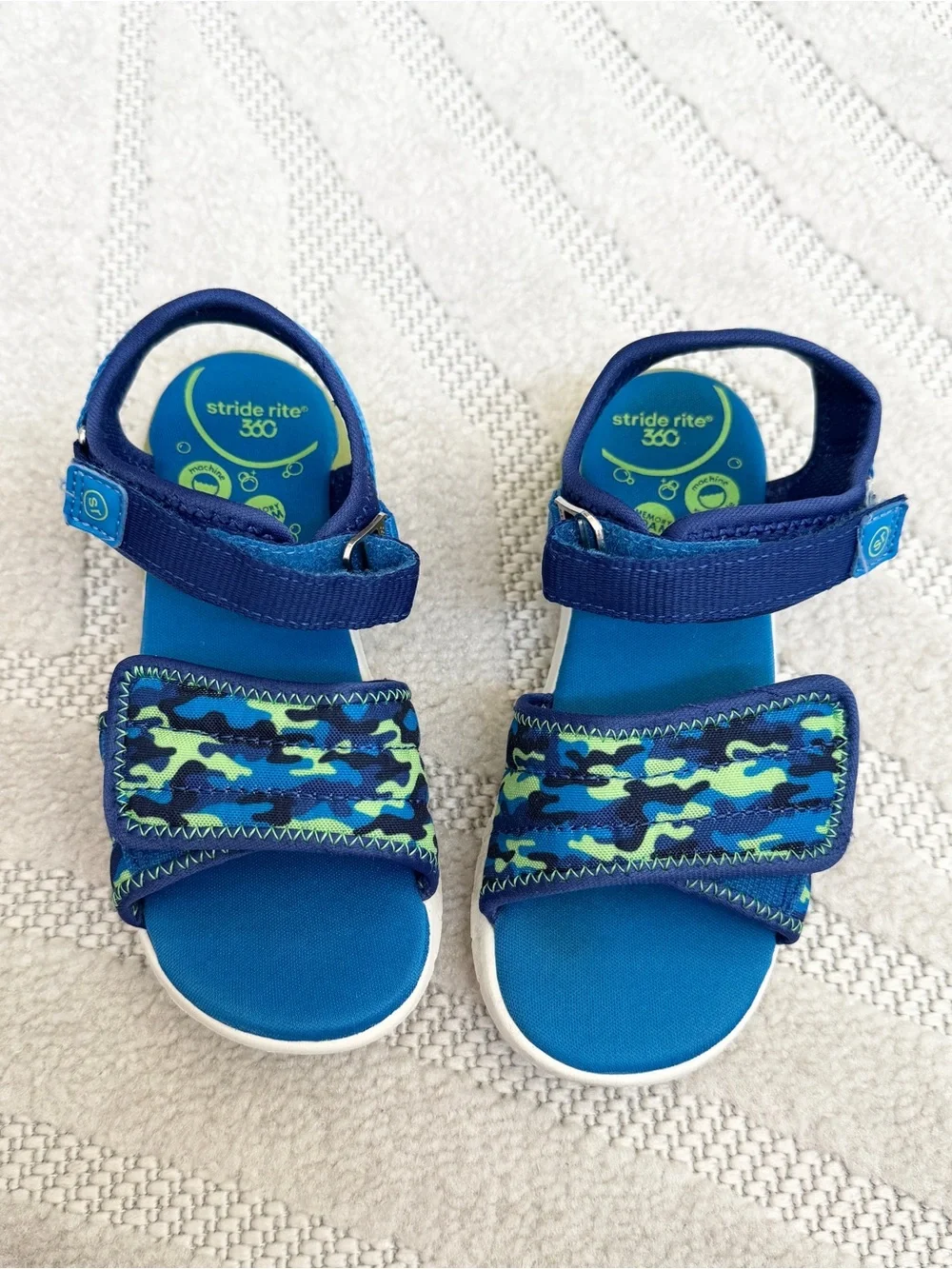 Stride Rite Blue and Green Camo Toddler light up Sandals