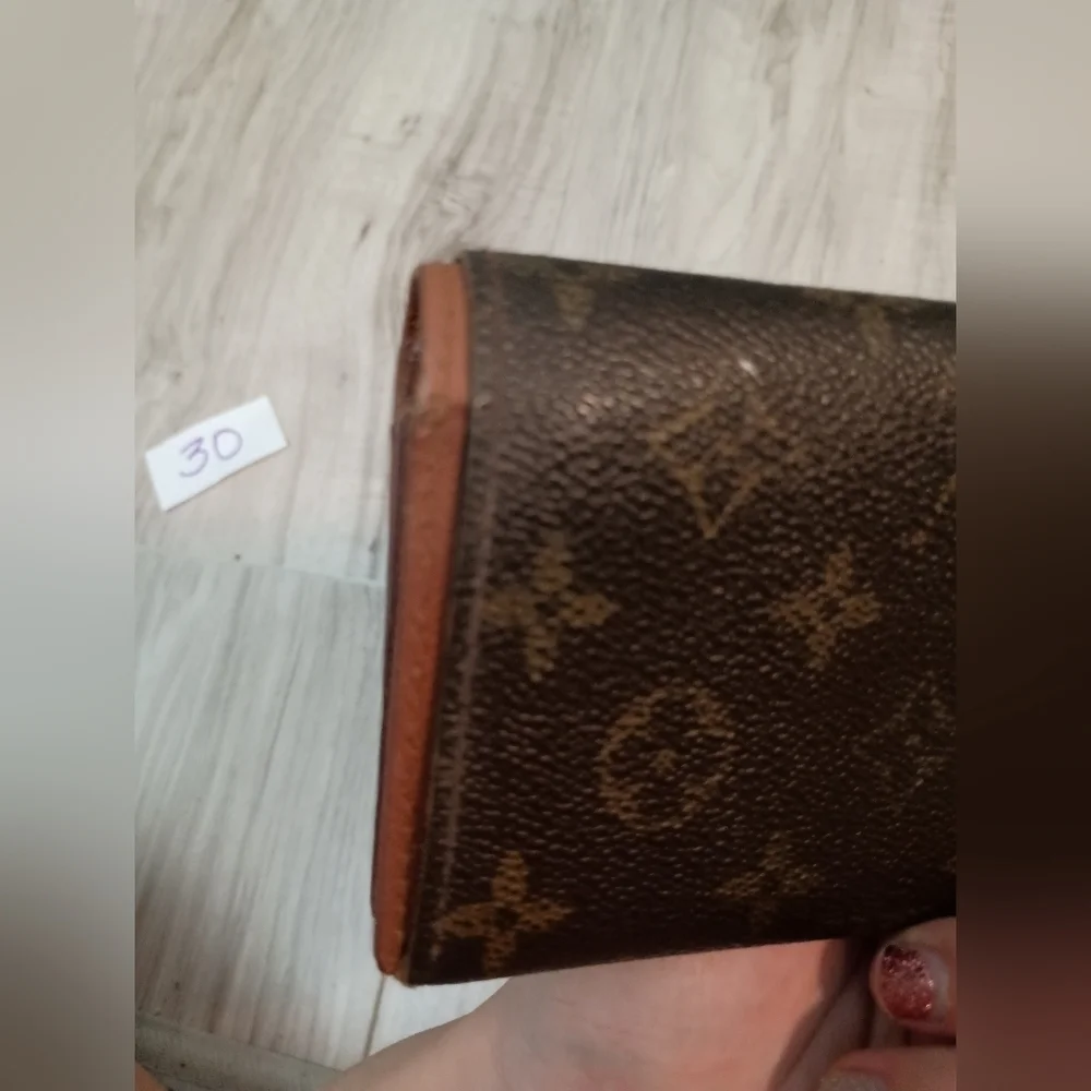 N/A classic louis