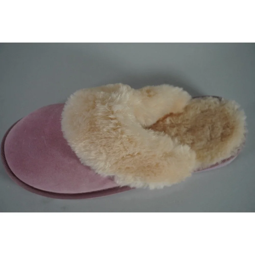 Girls LAMO Cozy Pink Warm‎ Faux Fur Slippers with Pink Soles Size 1Y (M) New