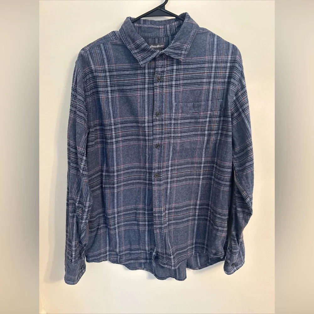 Eddie Bauer Long Sleeve Flannel Button Down Blue Shirt Size Large‎