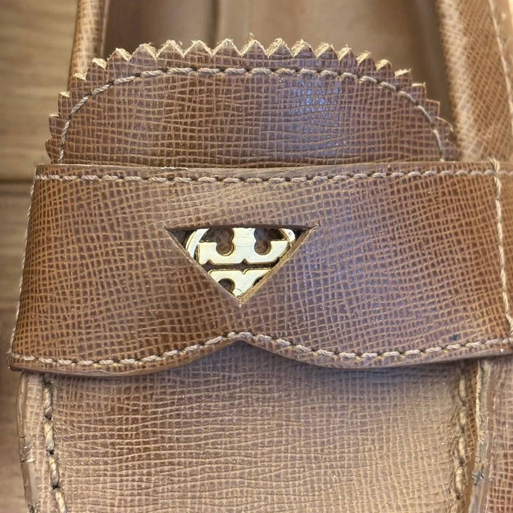 Tory Burch excellent pre