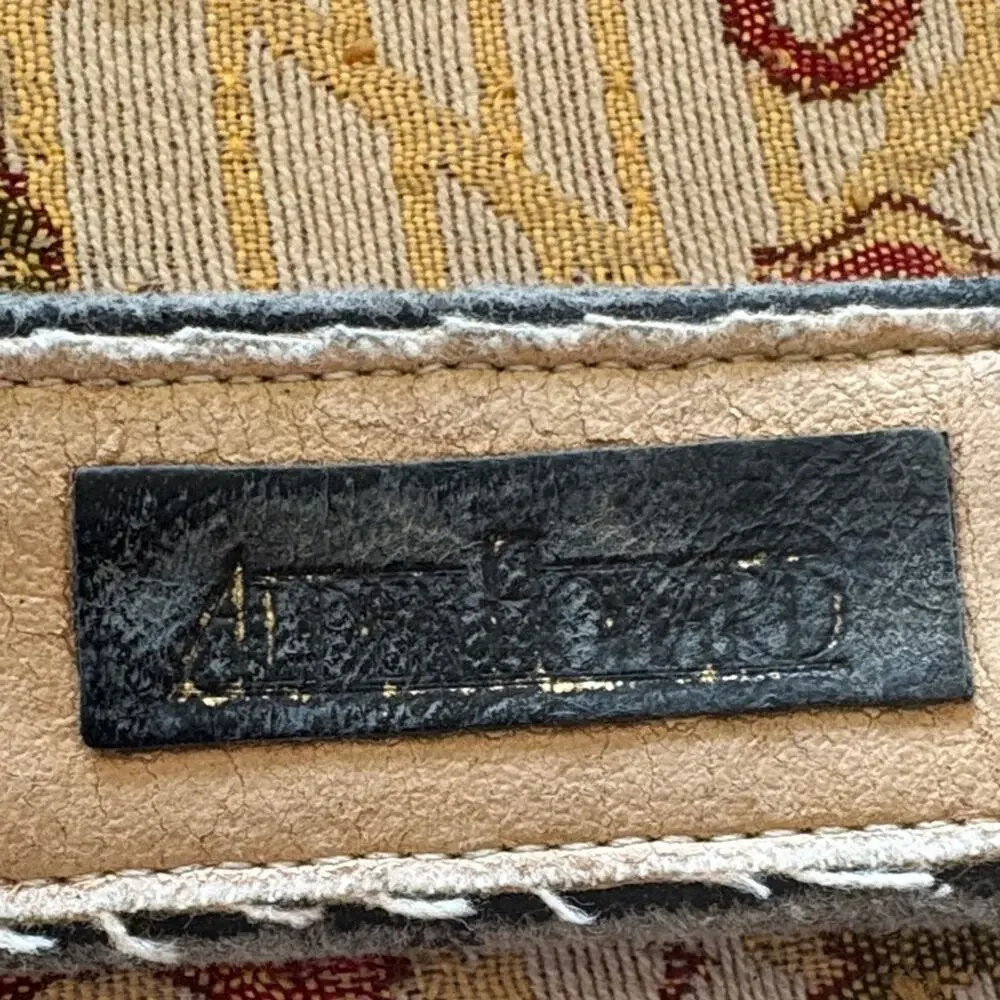 Vintage end belt