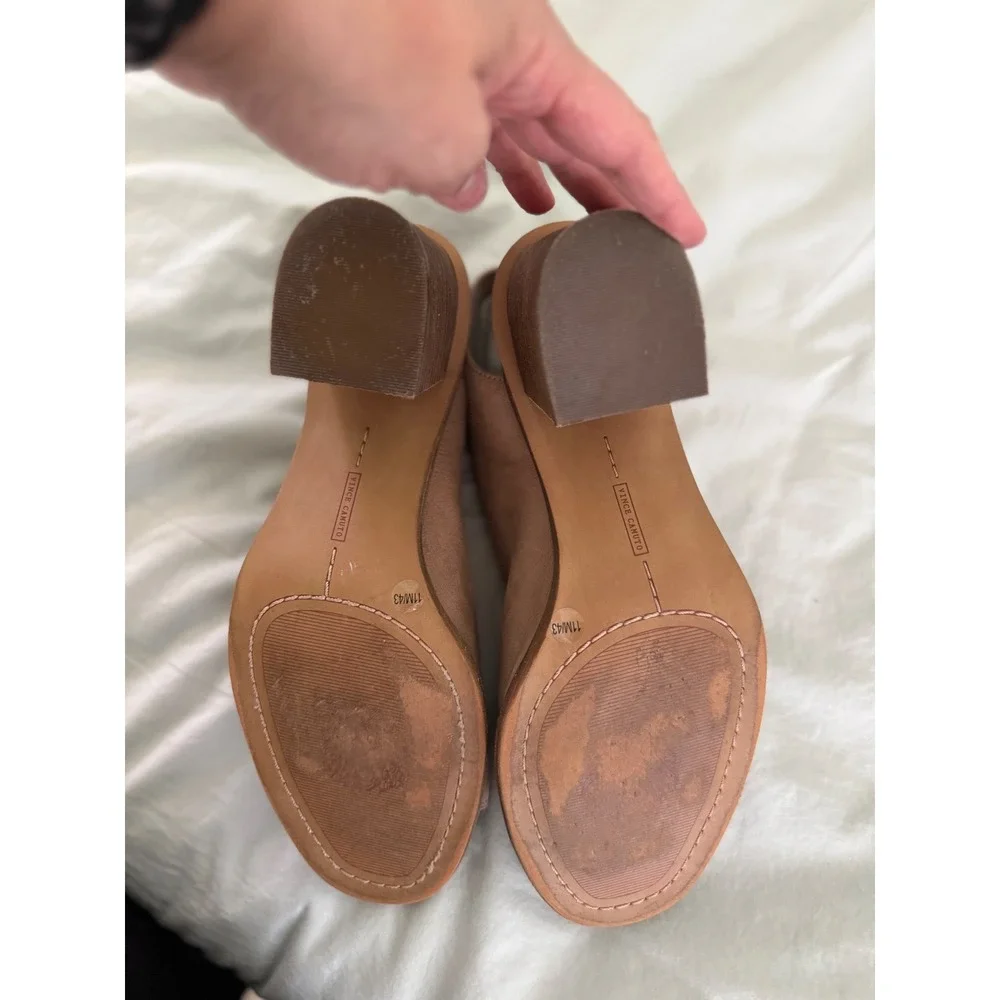 Vince Camuto vince camuto
