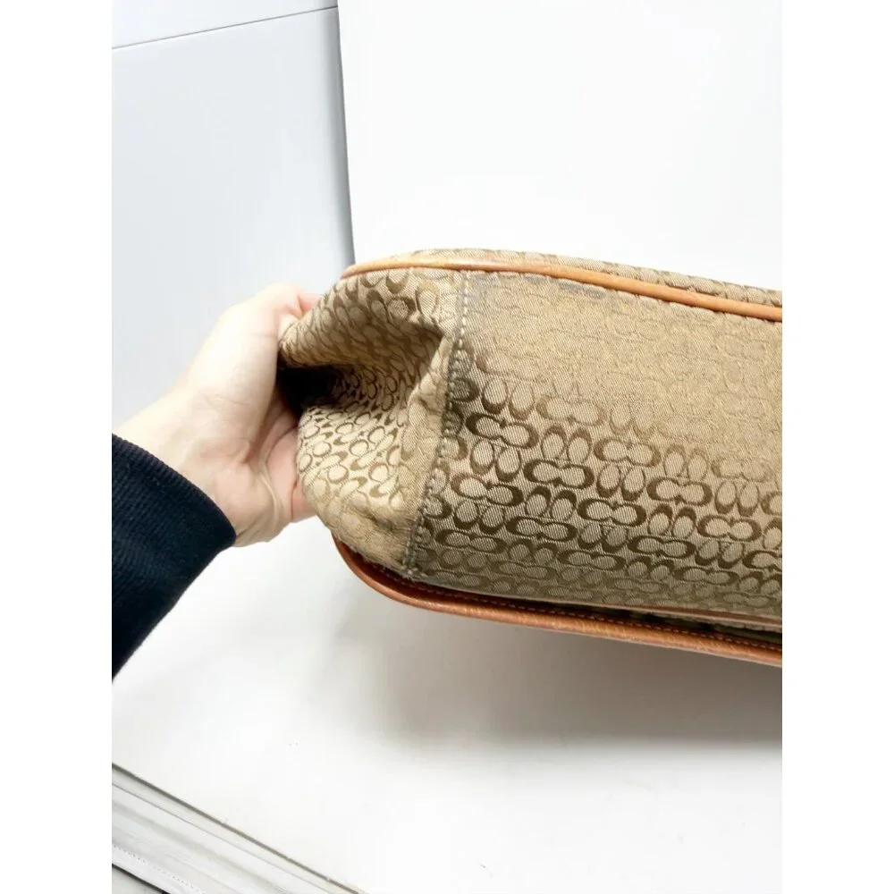 Coach pre owned
