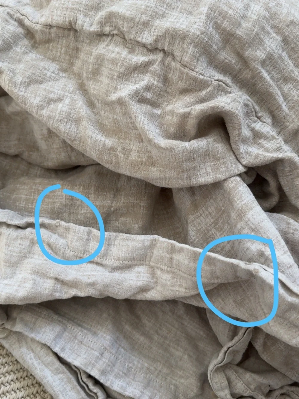 Restoration Hardware small linen fixable