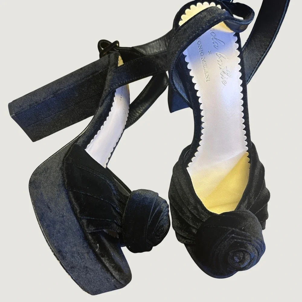 Antonio Melani Nicola Bathie Emilia Sandals 9M Black Velvet Rose Platform heels