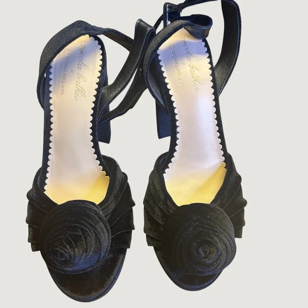 Antonio Melani Nicola Bathie Emilia Sandals 9M Black Velvet Rose Platform heels
