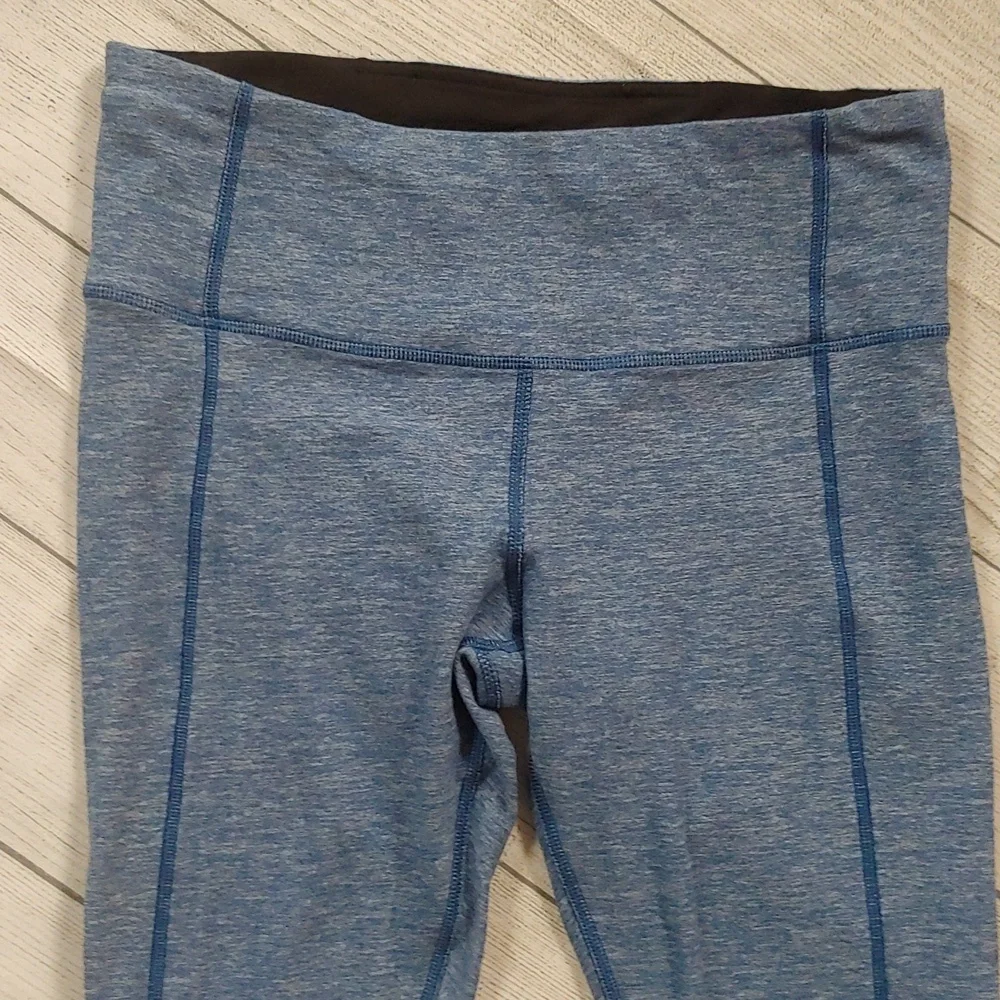 Lululemon Blue Leggings with Ruffle Detail Size 8