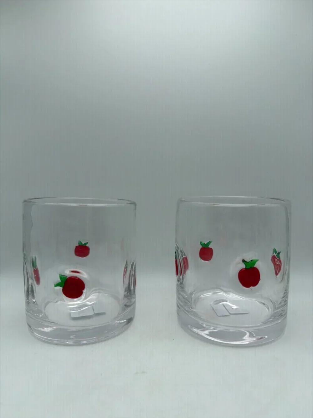 Crate & Barrel Apples Icon Juice Glass New Set of 2‎