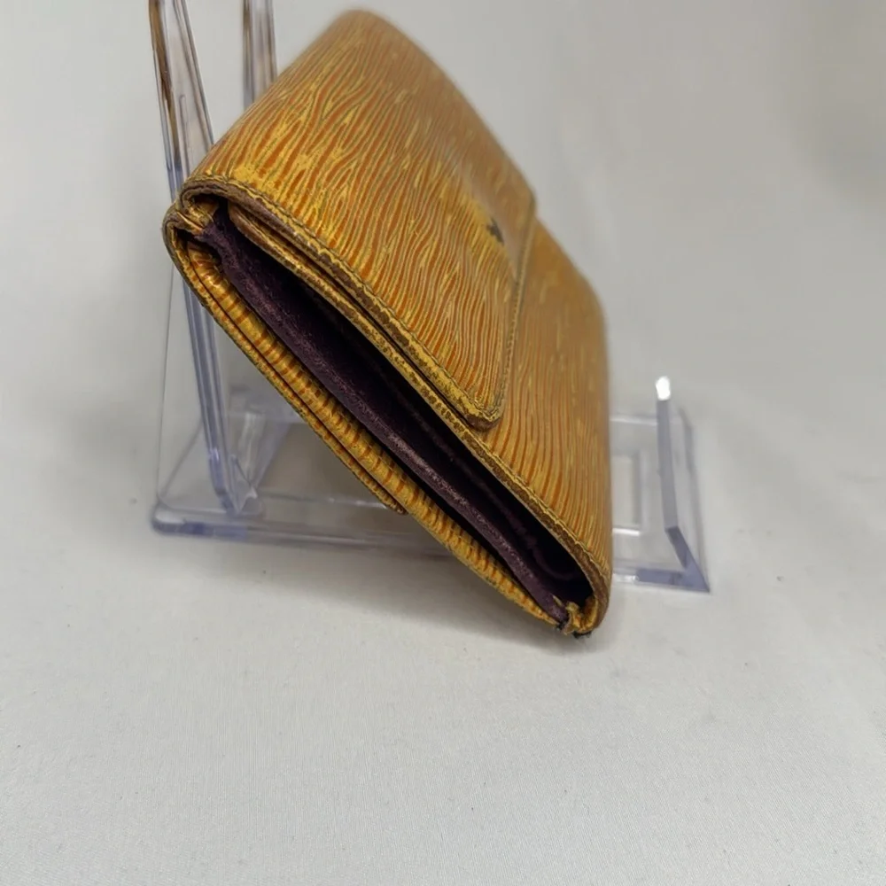 Louis Vuitton pre owned