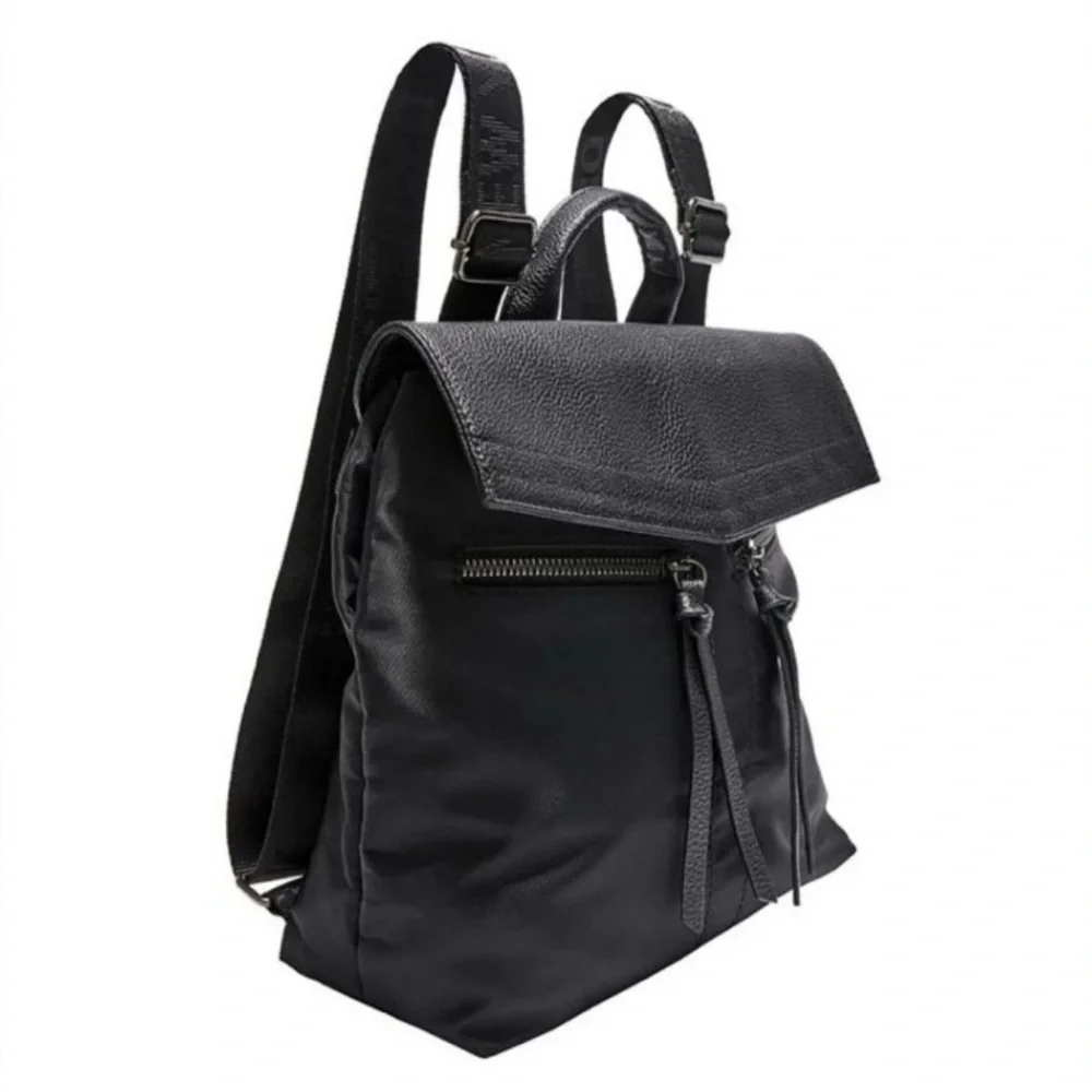 Botkier this multi
