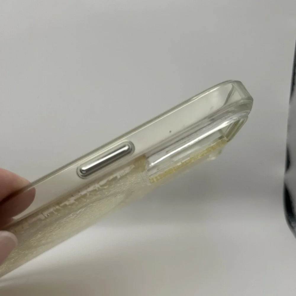 case-mate sleek slightly