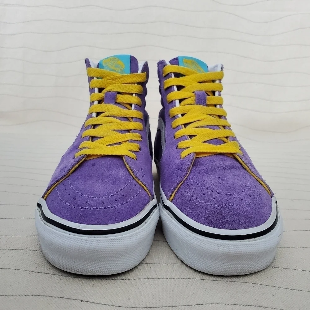 Vans light suede size