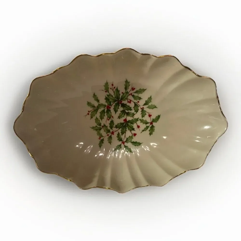 Lenox holly berry
