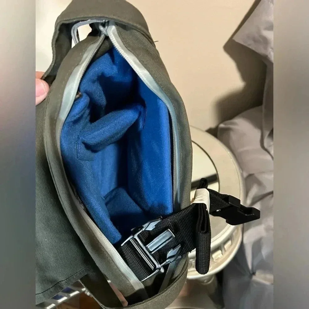Gently Used GENMOD Gray Canvas Bag