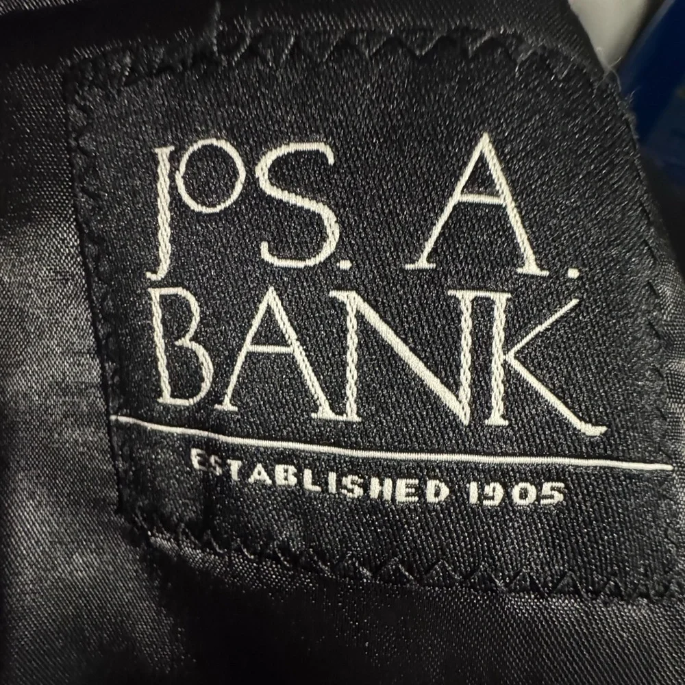 Jos. A. Bank 39l 44l