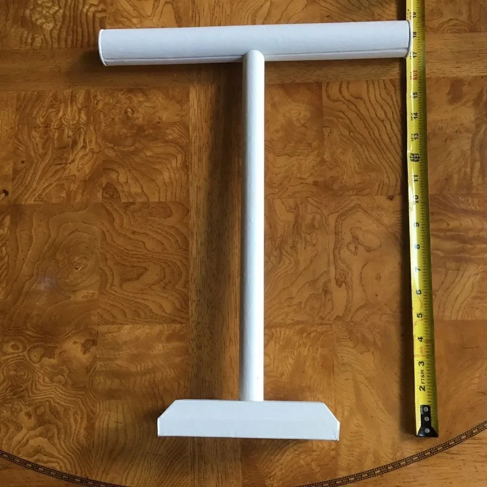 WHITE LEATHER Bracelet Rack 18” x 14”