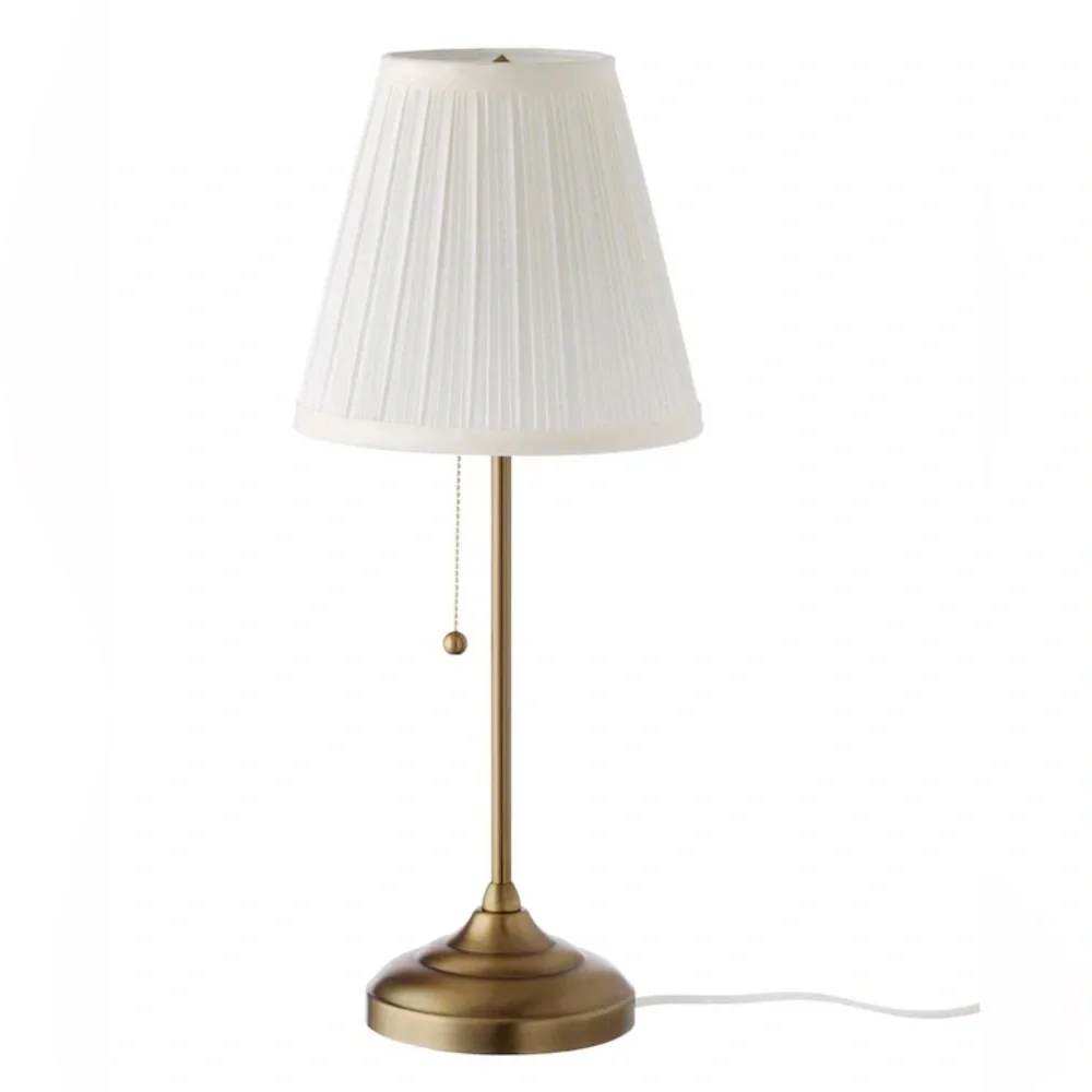 NWT ÅRSTID Table lamp, brass/white.