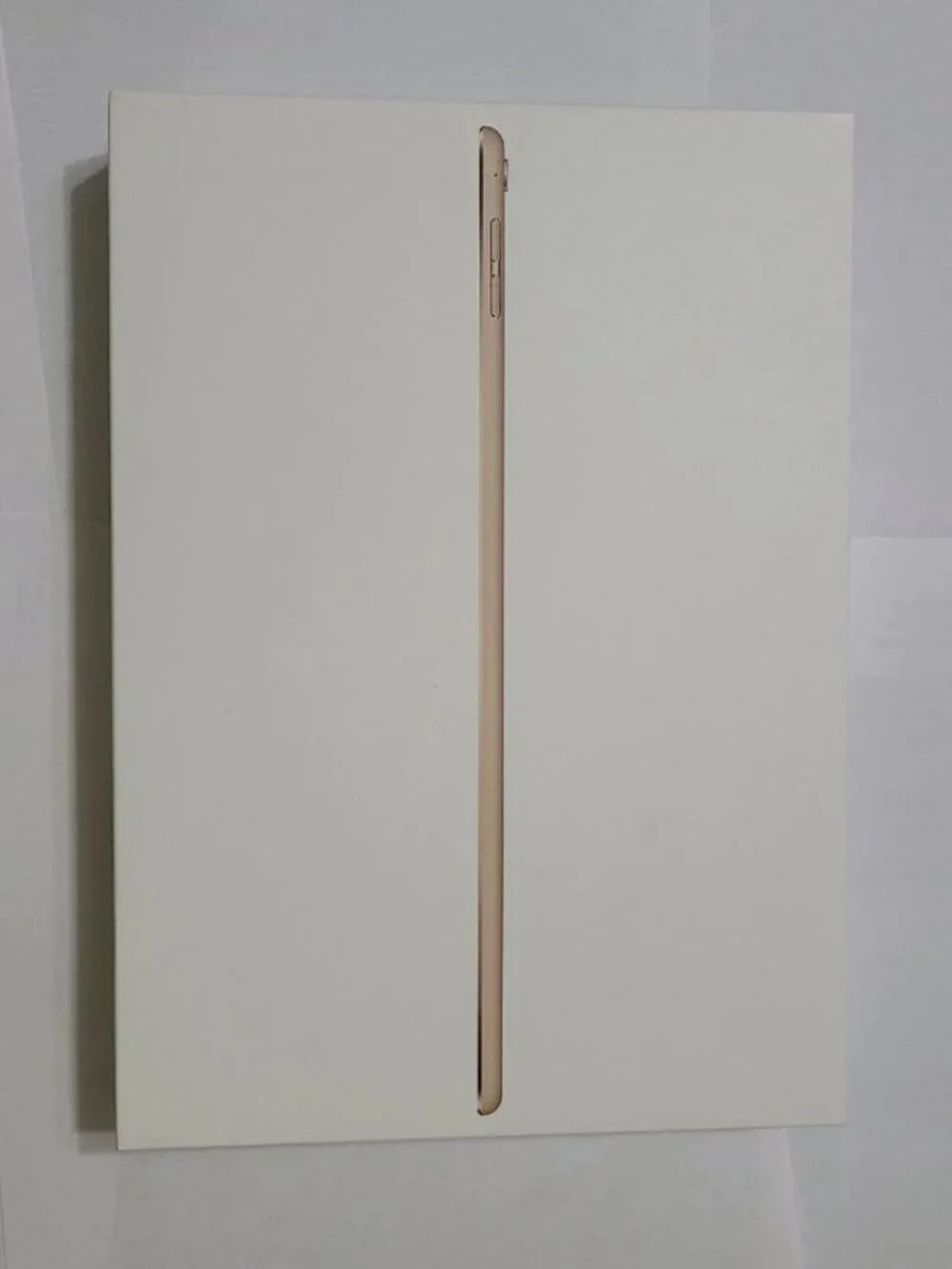 iPad Pro 9.7” Gold + Box + New Charger + Two 360 Case's + Keyboard Case Bundle