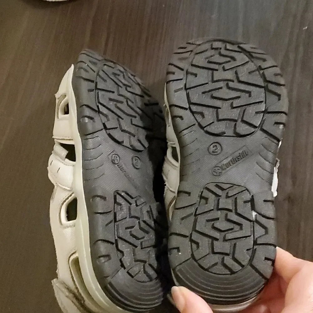Kids Northside water shoes SZ US 2