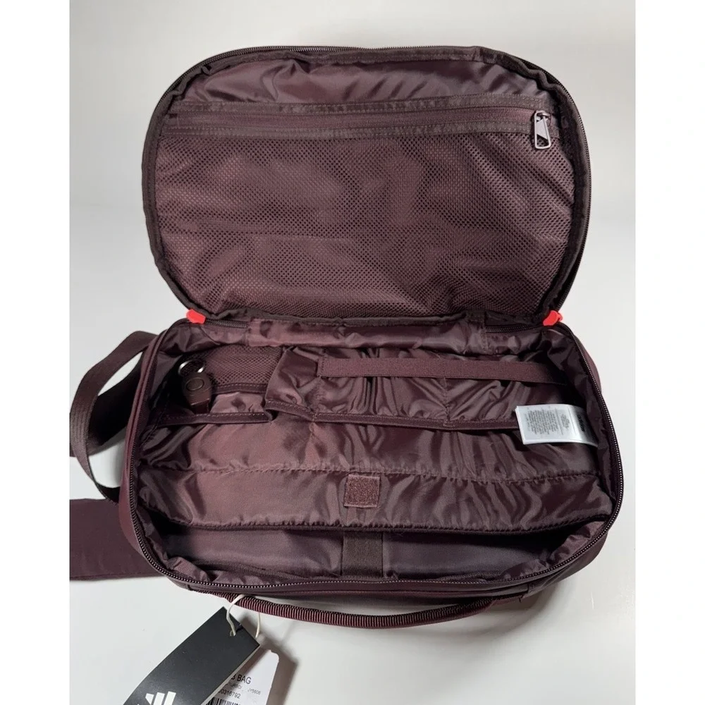ADIDAS Mercedes Formula 1 Team Summer Pack Crossbody Bag Maroon *NEW* JY5606 $75