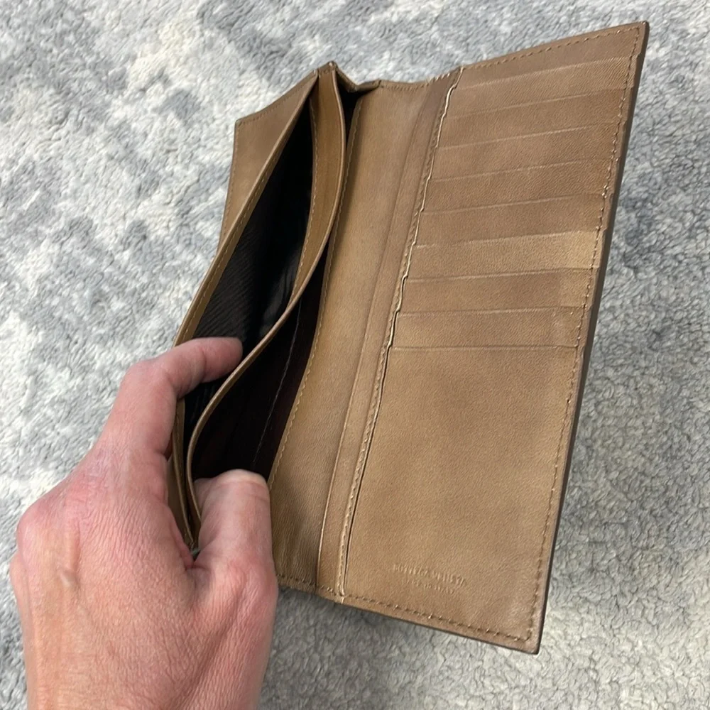 Bottega Veneta slip edges slots