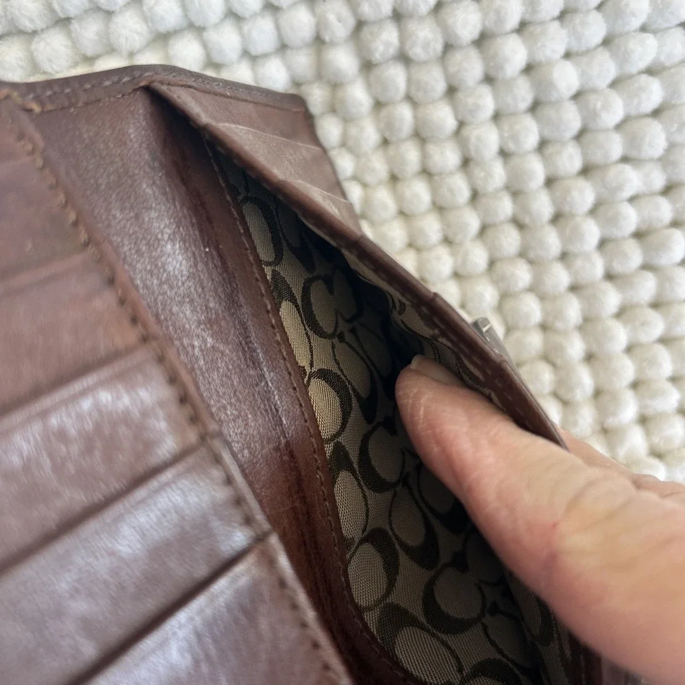 Coach authentic womens