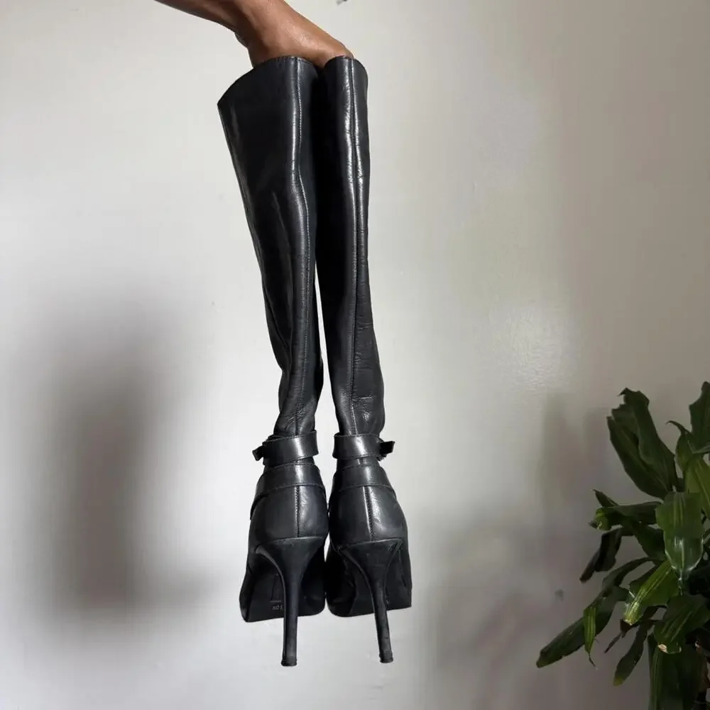 Vintage‎ Black knee-high side zip leather boots with side buckle size 10