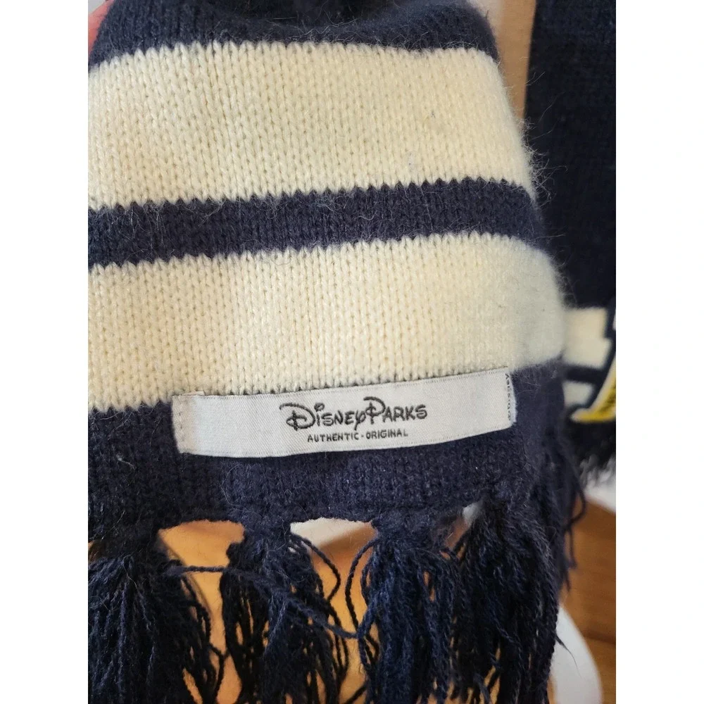DISNEY PARKS Authentic Navy Blue & White Winter Scarf Mickey Mouse‎ 