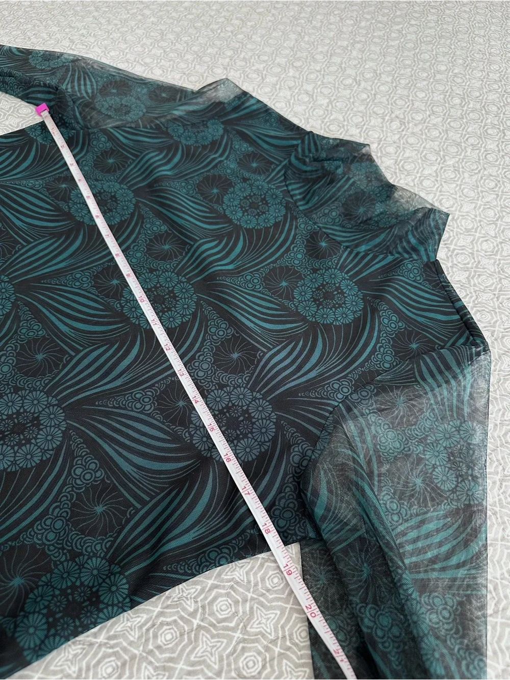 Anthropologie gauzy turtleneck