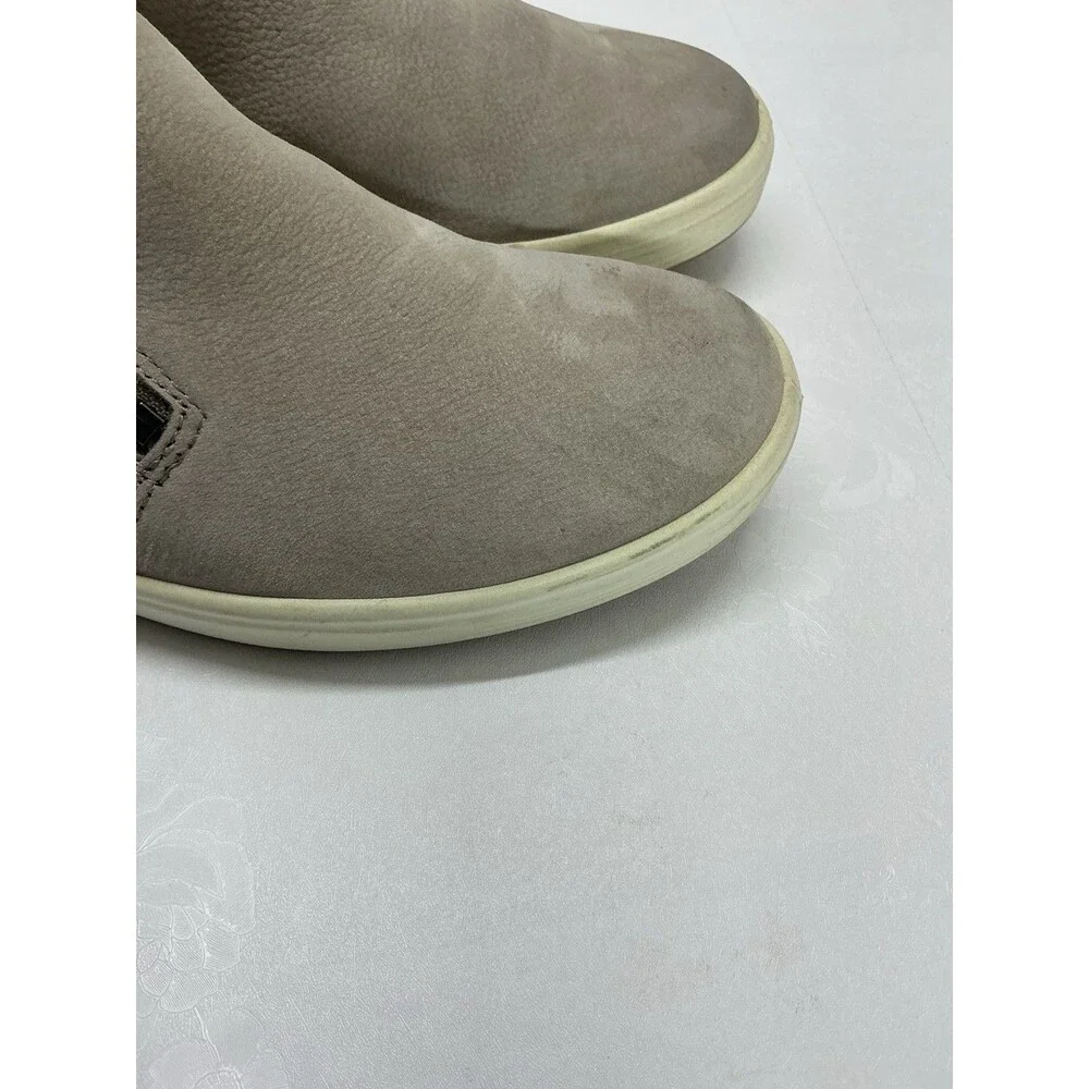 Ecco product pair
