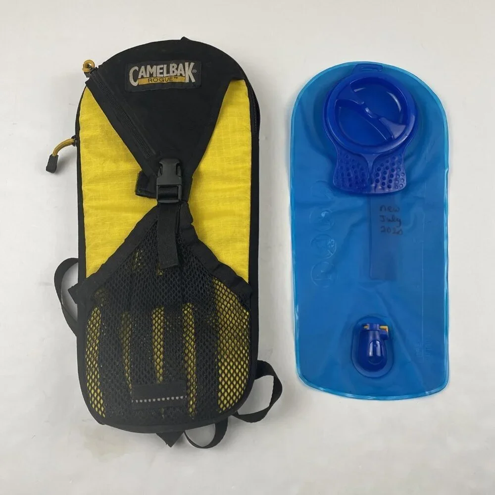 Camelbak Rogue Hydration Backpack Lightweight Ripstop Canvas Yellow Black